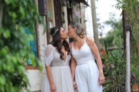 צילומי חתונה לסביות מתנשקות - גרייס