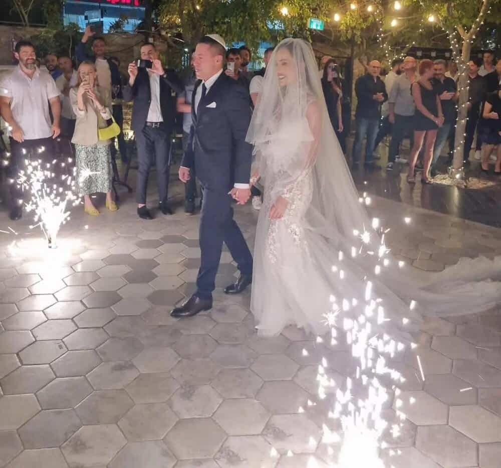 איך בוחרים מי ילווה את הכלה בבוקר החתונה?